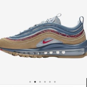 Meet your Posher, Destiney